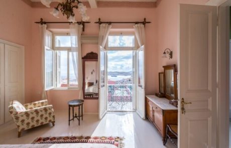 Syros-3-600×401